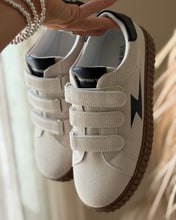 Charger l'image dans la galerie, Baskets MAGGIE blanc by Vanessa Wu