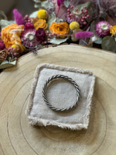 Charger l'image dans la galerie, Jonc Bouddhiste TRESSE argenté effet vieilli