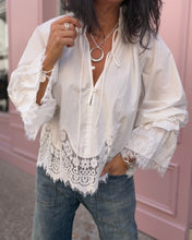 Charger l'image dans la galerie, Blouse 3052
