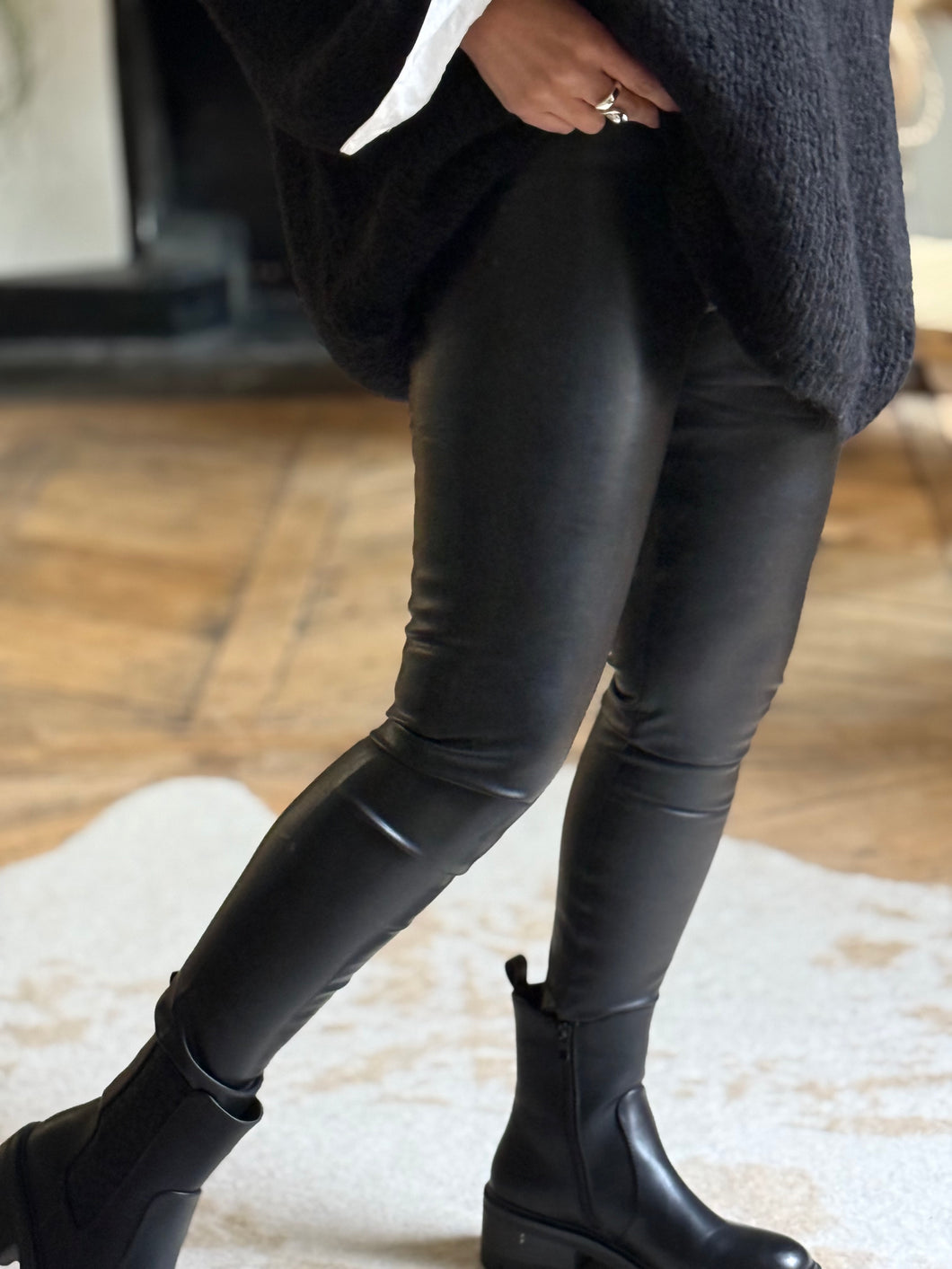 Legging cuir synthétique