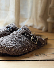 Charger l'image dans la galerie, Mules bouclettes taupe 6610
