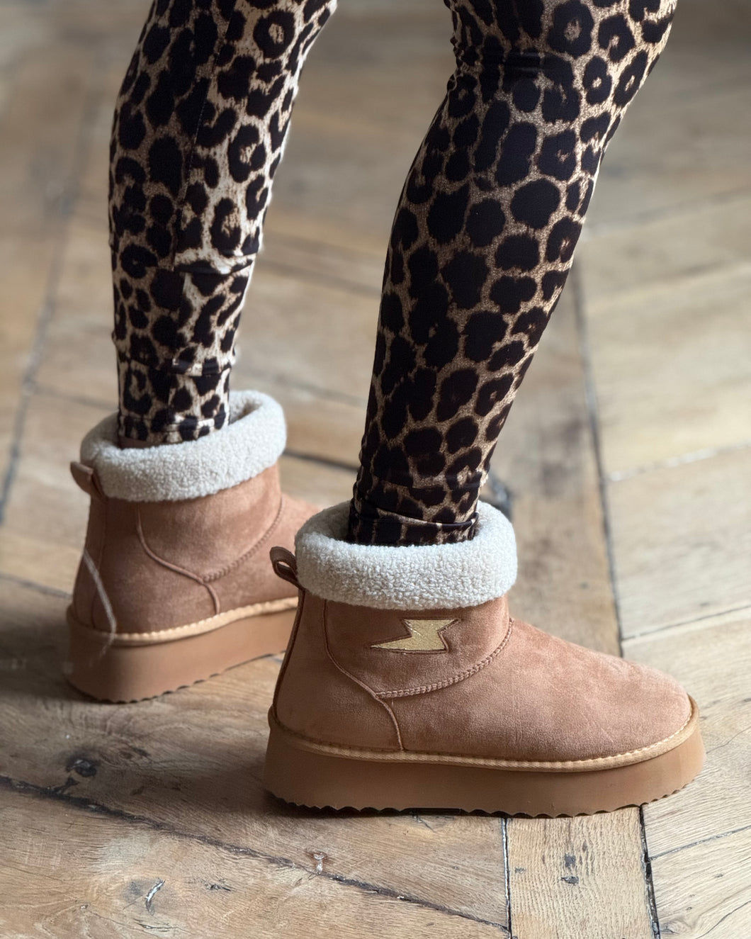 Boots Vanessa Wu Ursula
