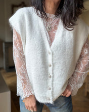 Charger l'image dans la galerie, Ensemble gilet + t-shirt dentelle 8321
