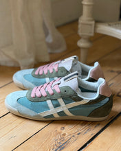 Charger l'image dans la galerie, Baskets 6035V
