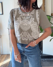 Charger l'image dans la galerie, Blouse 6106
