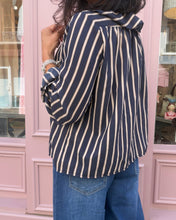 Charger l'image dans la galerie, Blouse 6810
