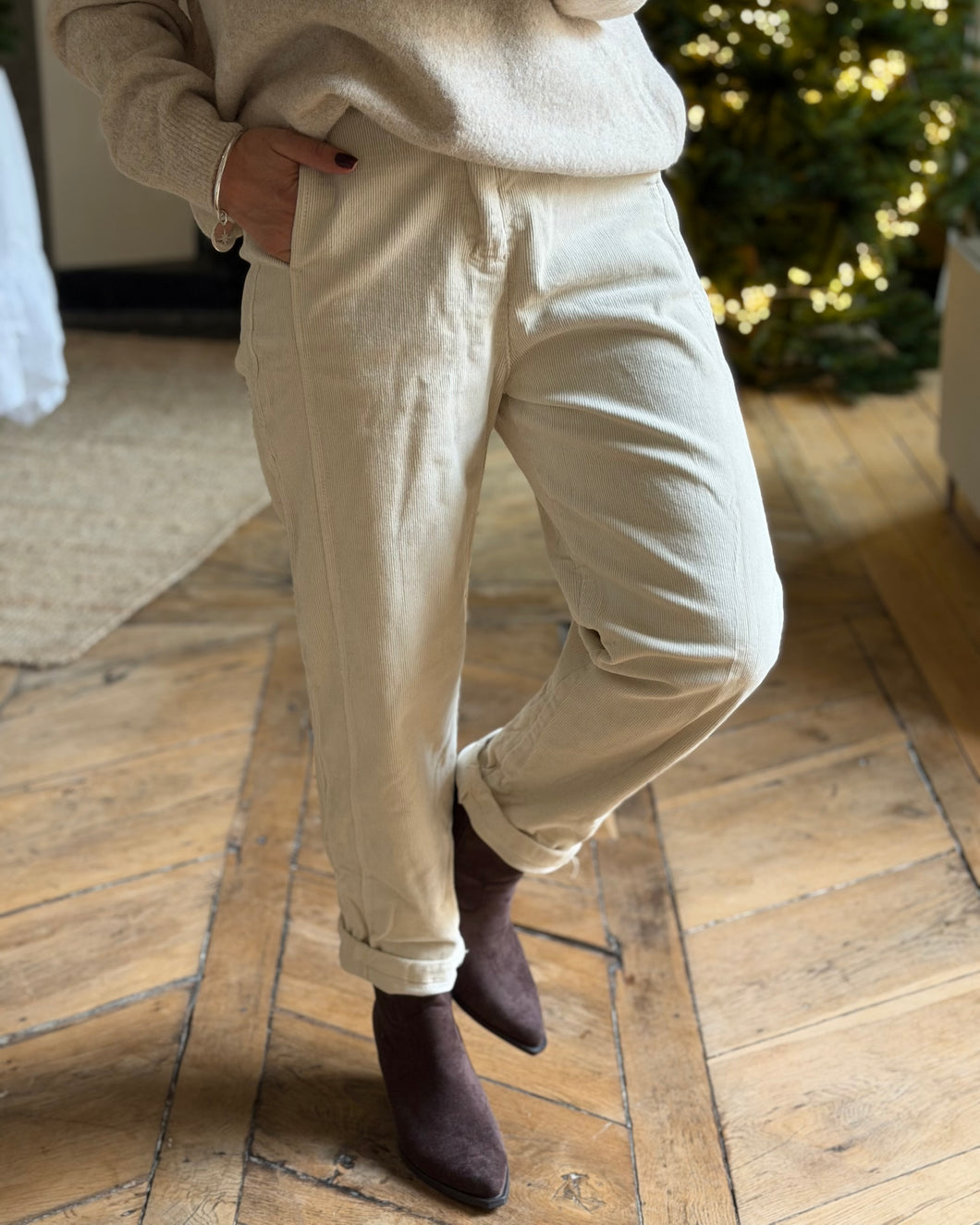 Pantalon velours 824663