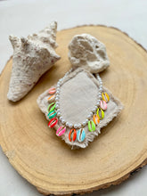 Charger l&#39;image dans la galerie, Collier perles coquillages

