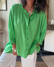 Charger l'image dans la galerie, Chemise 268002
