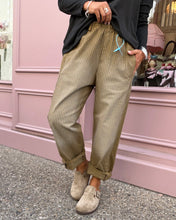 Charger l'image dans la galerie, Pantalon DITTO by BANDITAS
