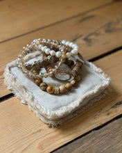 Charger l'image dans la galerie, Lot de 5 bracelets Croix
