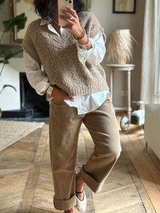 Pull sans manche bouclette