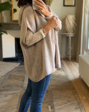 Charger l&#39;image dans la galerie, Pull capuche 2601
