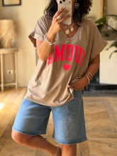 Charger l'image dans la galerie, Tee-shirt AMOUR
