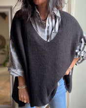 Charger l'image dans la galerie, Pull 019
