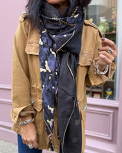 Charger l'image dans la galerie, Foulard 4 carrés 247001

