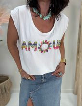 Charger l&#39;image dans la galerie, Tee-shirt Amour
