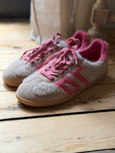 Charger l'image dans la galerie, Baskets CLOUD MOHAIR taupe/wine by BACK70
