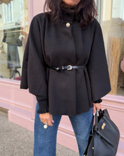 Charger l&#39;image dans la galerie, Cape 1999
