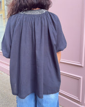Charger l'image dans la galerie, Blouse 2013
