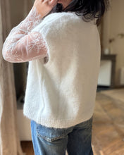 Charger l'image dans la galerie, Ensemble gilet + t-shirt dentelle 8321
