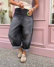 Charger l'image dans la galerie, Jean TRIONFALE noir by BANDITAS
