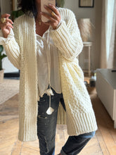 Charger l&#39;image dans la galerie, Gilet AZZURA by banditas
