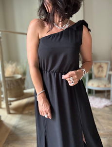 Robe noire ONE SHOULDER