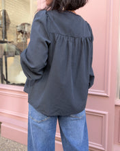 Charger l'image dans la galerie, Blouse 427
