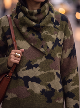 Charger l'image dans la galerie, Pull camouflage 2808

