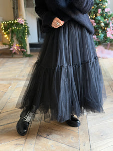 Jupon noir en tulle