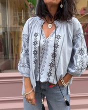 Charger l'image dans la galerie, Blouse 6192
