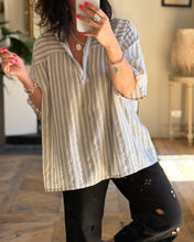 Charger l'image dans la galerie, Blouse LIVINGSTON by BANDITAS
