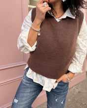 Charger l'image dans la galerie, Pull sans manches 23115
