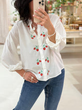 Charger l&#39;image dans la galerie, Blouse fraise 2205

