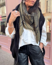 Charger l&#39;image dans la galerie, Foulard 70709
