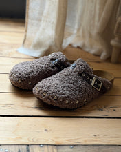 Charger l'image dans la galerie, Mules bouclettes taupe 6610
