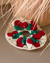 Charger l'image dans la galerie, Chouchou crochet cerises
