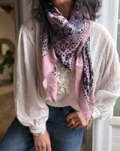 Charger l'image dans la galerie, Écharpe 631
