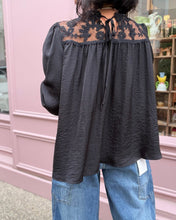 Charger l'image dans la galerie, Blouse 6406
