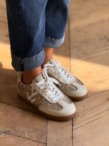 Baskets Suzanne by Vanessa Wu