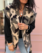 Charger l'image dans la galerie, Veste camouflage 552
