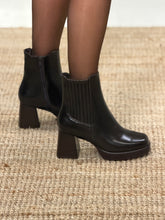 Charger l'image dans la galerie, Bottines 2377
