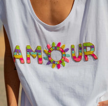 Charger l&#39;image dans la galerie, Tee-shirt Amour
