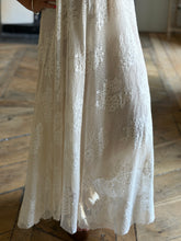 Charger l'image dans la galerie, Robe dentelle 26605
