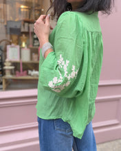 Charger l'image dans la galerie, Chemise 732
