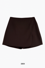 Charger l&#39;image dans la galerie, Jupe short 3809

