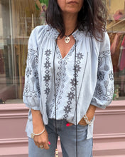 Charger l'image dans la galerie, Blouse 6192
