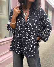 Charger l'image dans la galerie, Chemise CAMERON LOREN by BANDITAS
