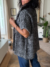Charger l&#39;image dans la galerie, Gilet super by BANDITAS
